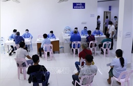 Số ca mắc mới COVID-19 tại Lào tăng trở lại mức 3 con số