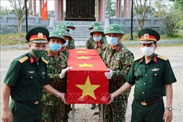 Đón nhận 14 hài cốt liệt sĩ hy sinh tại Lào