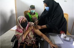 Pakistan nhận lô vaccine đầu tiên theo cơ chế COVAX