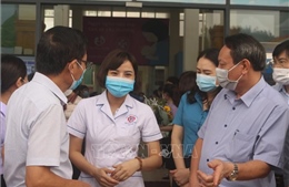 Quảng Ninh chi viện 25 y, bác sỹ cho TP Hồ Chí Minh chống dịch
