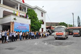 Hưng Yên tiếp tục cử cán bộ y tế hỗ trợ các tỉnh phía Nam chống dịch