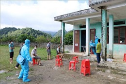 Lai Châu: Khẩn trương khoanh vùng, dập ổ dịch COVID-19 ở xã Bản Giang