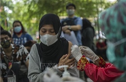 Indonesia đặt mục tiêu tiêm vaccine đầy đủ cho 50% dân số trong năm 2021