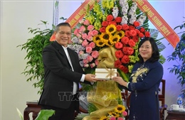 Trưởng ban Dân vận Trung ương chúc mừng Giáng sinh tại Tòa Giám mục Giáo phận Bùi Chu