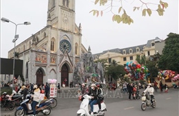 Giáng sinh ấm áp, an toàn phòng dịch tại Nam Định