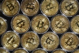 Đồng bitcoin lần đầu tiên vượt mốc 30.000 USD