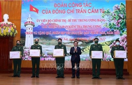 Đồng chí Trần Cẩm Tú thăm, chúc Tết tại tỉnh Lào Cai