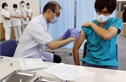 Nhật Bản tái khởi động chiến dịch tiêm chủng quy mô lớn