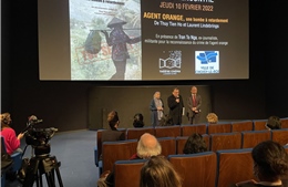 Choisy-le-Roi chiếu phim và tọa đàm ủng hộ nạn nhân da cam Việt Nam