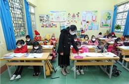 Lạng Sơn: Giữ ấm cho học sinh trong rét đậm, rét hại