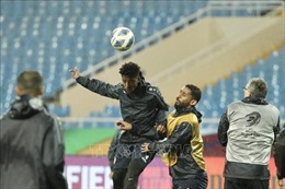 Đội tuyển Oman tập làm quen với sân Mỹ Đình