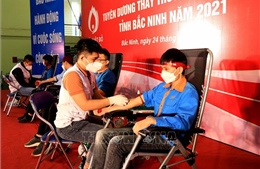 Gần 1.000 đoàn viên, thanh niên tham gia chương trình Chủ nhật đỏ tại Bắc Ninh