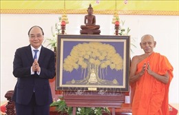 Chủ tịch nước chúc mừng Tết cổ truyền Chôl Chnăm Thmây tại Học viện Phật giáo Nam tông Khmer