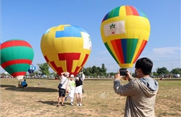 Trải nghiệm đặc sắc tại Lễ hội khinh khí cầu ở Kon Tum