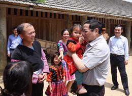 Thủ tướng thăm mô hình du lịch văn hoá cộng đồng tại Vân Hồ, Sơn La