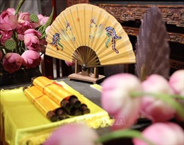 Tái hiện nghi lễ ban quạt dịp Tết Đoan Ngọ tại Hoàng thành Thăng Long