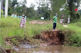 Vĩnh Long: Tập trung khắc phục tình trạng sạt lở bờ sông Măng Thít