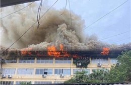 Hà Nội: Chưa xác định có thiệt hại về người trong vụ cháy tại 109 Trường Chinh