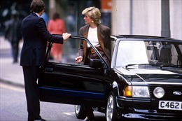 Đấu giá chiếc xe Ford Escort &#39;độc nhất vô nhị&#39; của cố Công nương Diana