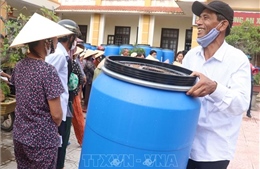 Quảng Trị hỗ trợ thùng phuy nhựa cho 300 hộ dân vùng thấp trũng