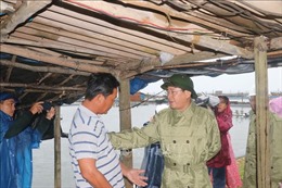 Bình Định yêu cầu các địa phương di dời dân lên bờ trước 15 giờ ngày 27/9