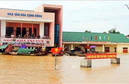 Hà Tĩnh tập trung hỗ trợ nhu yếu phẩm cho người dân vùng lũ lụt