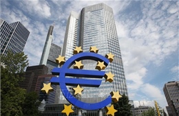 Eurozone xem xét kế hoạch hỗ trợ năng lượng khi kinh tế suy thoái