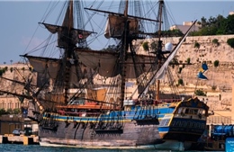 Thuyền buồm bằng gỗ lớn nhất thế giới và hành trình &#39;Thám hiểm châu Á&#39;