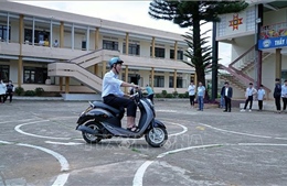 Gia Lai nâng cao ý thức lái xe gắn máy an toàn cho học sinh THPT
