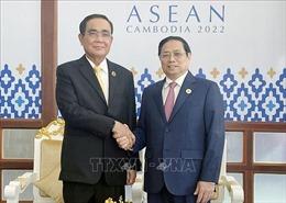 Thủ tướng Phạm Minh Chính gặp Thủ tướng Thái Lan và Chủ tịch Hạ viện Malaysia