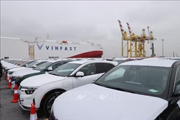 Thủ tướng Phạm Minh Chính dự lễ xuất khẩu lô xe ô tô điện đầu tiên của VinFast