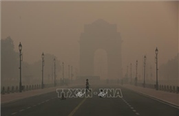 Khói mù bao trùm New Delhi do ô nhiễm không khí tồi tệ