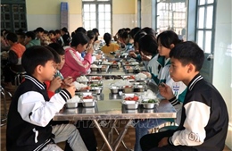 Mô hình trường học bán trú - điểm tựa cho học sinh vùng cao Sơn La