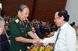 TP Hồ Chí Minh gặp mặt cán bộ cao cấp Quân đội nghỉ hưu