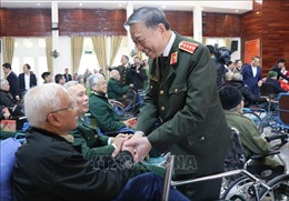 Bộ trưởng Công an thăm Trung tâm điều dưỡng thương binh Thuận Thành