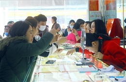 Cửa hàng vàng bạc ở Nghệ An hút khách ngày Vía Thần tài