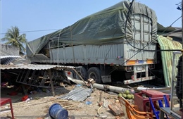 Khánh Hòa: Tai nạn giao thông trên Quốc lộ 1 khiến nhiều người bị thương