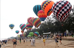 Ngày hội khinh khí cầu thu hút du khách đến Bình Thuận