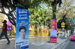 Bầu cử Thái Lan: Thống đốc Bangkok lưu ý các đảng về việc treo biểu ngữ