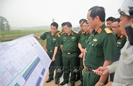 Thứ trưởng Bộ Quốc phòng Vũ Hải Sản kiểm tra Dự án đường cao tốc Bắc - Nam