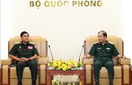 Thượng tướng Phùng Sĩ Tấn tiếp đoàn Cục Công binh Lào