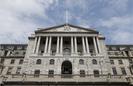 Ngân hàng trung ương Anh bất ngờ tăng lãi suất thêm 0,5 điểm phần trăm