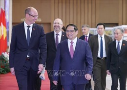 Thủ tướng Phạm Minh Chính hội kiến Chủ tịch Hạ viện Thụy Sĩ