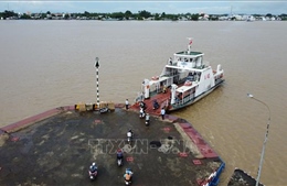 Chuyển nguyên trạng Cụm phà Vàm Cống về UBND tỉnh Vĩnh Long quản lý