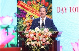 Bộ trưởng Nguyễn Kim Sơn: Thách thức, áp lực cũng là cơ hội để nhà giáo đổi mới, phát triển