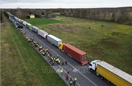 Thêm cửa khẩu biên giới giữa Ba Lan và Ukraine bị các lái xe tải phong tỏa