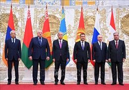 Tổng thống Nga tới Belarus họp bàn với liên minh quân sự CSTO