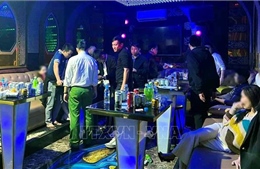 Hà Tĩnh: Khởi tố 4 đối tượng tổ chức sử dụng ma túy trong phòng hát Karaoke