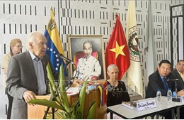 Học giả Venezuela đánh giá cao thành tựu của Đảng Cộng sản Việt Nam