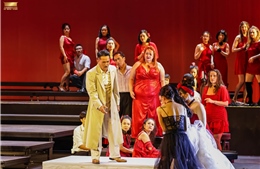 Nhạc kịch &#39;La Traviata&#39; - câu chuyện tình yêu lãng mạn, nhưng đầy bi thương